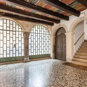 Apartment Al Vecchio Castello 